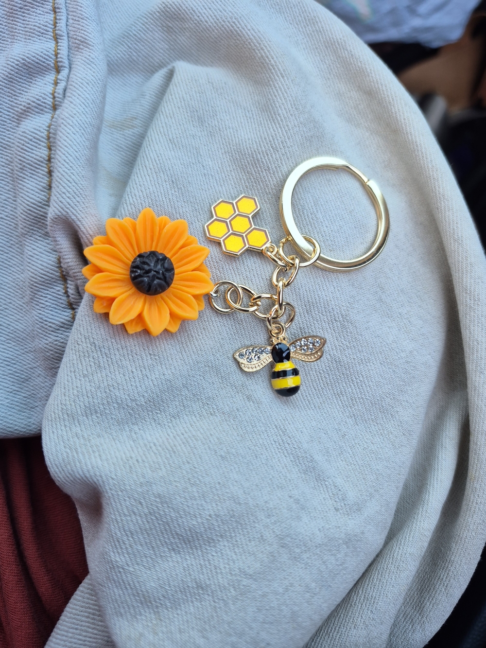 Yellow Bee & Sunflower Charm Keychain - Cute Women’s Accessory